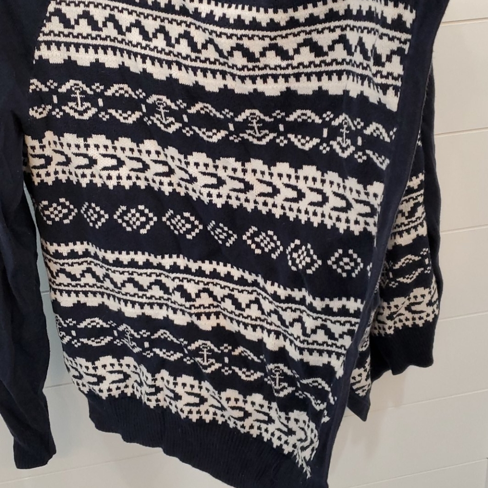 Cardigan - Picture 2 of 3